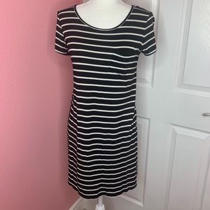 Striped casual dress size: medium